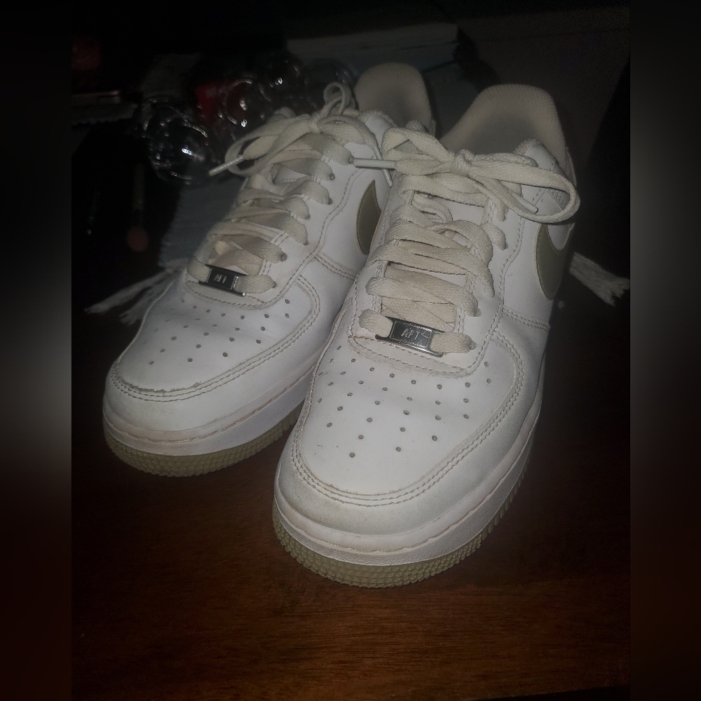 Nike AIR force Size 8.5